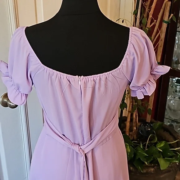 Lyaner OFF-SHOULDER TIE BACK MIDI DRESS LILAC.  New without tags. - Picture 5 of 9